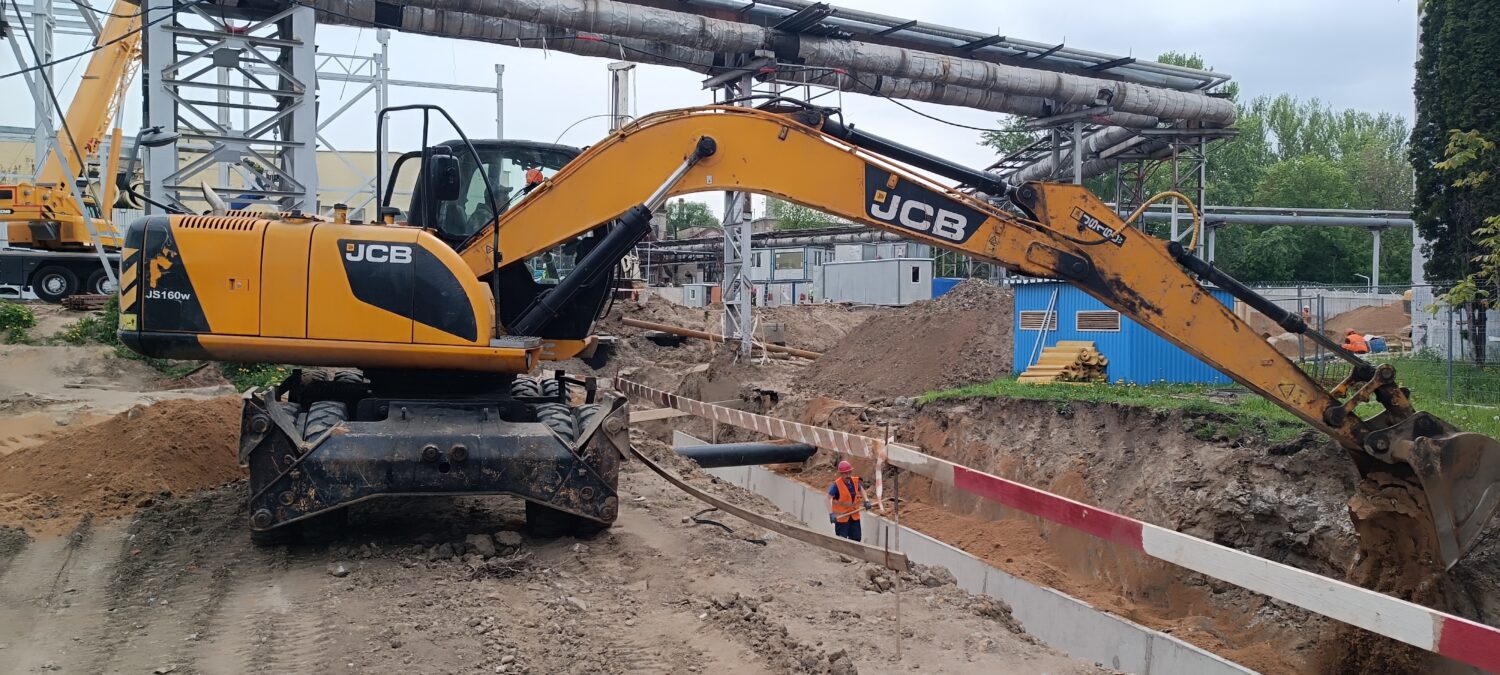 JCB JS160W (1)