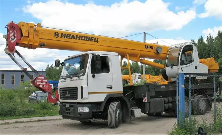 Кран 25 тонн